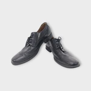 Mens Clarks Soft Cushion Black Dress Shoes Scuff on Left Toe Size 8M